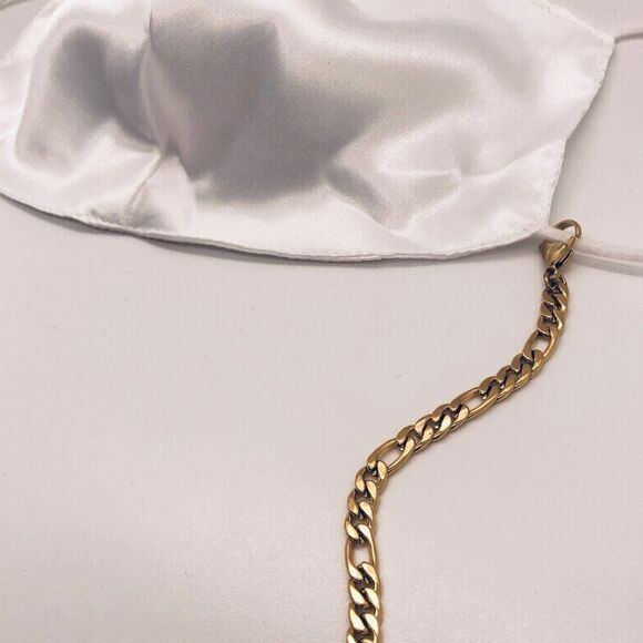 22" Gold Stainless Steel 4mm Figaro Mask Chain Necklace - Picture 3 of 8